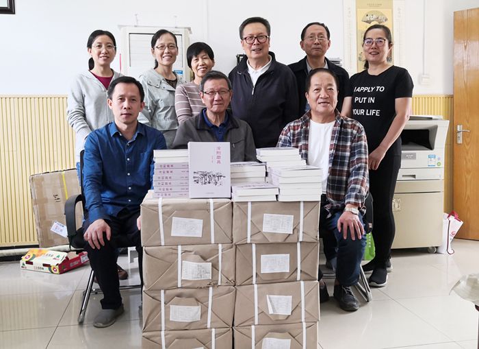 涂附磨具行業(yè)的新工具書(shū)《涂附磨具》出版發(fā)行