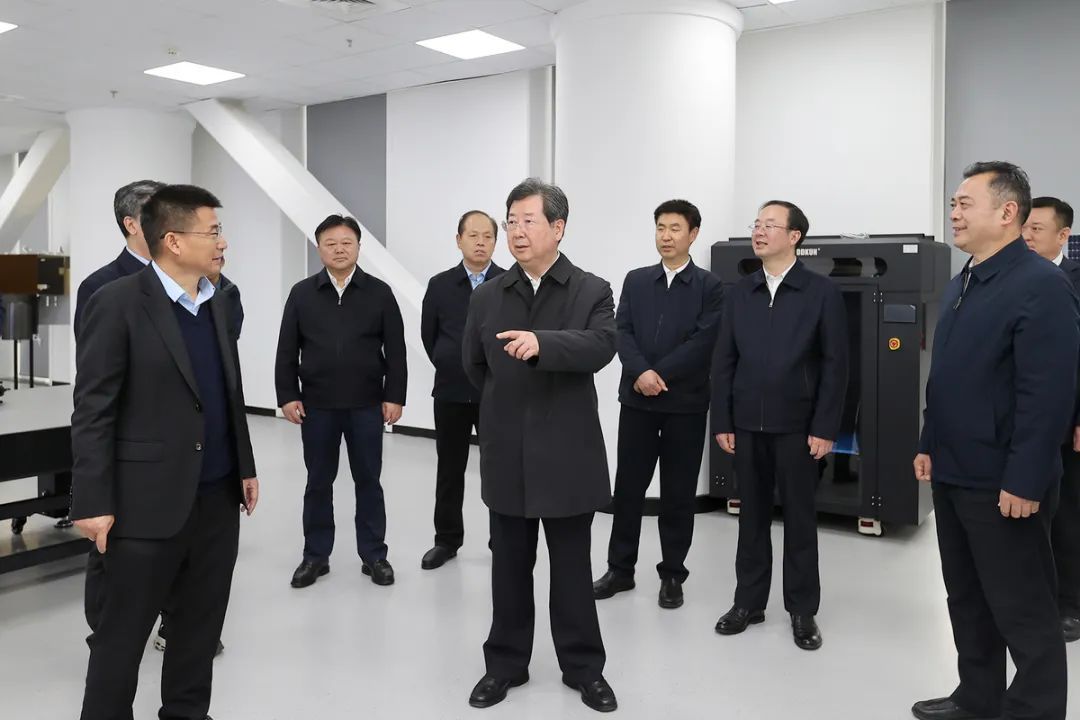 樓陽生到省科學院、中原科技城調研